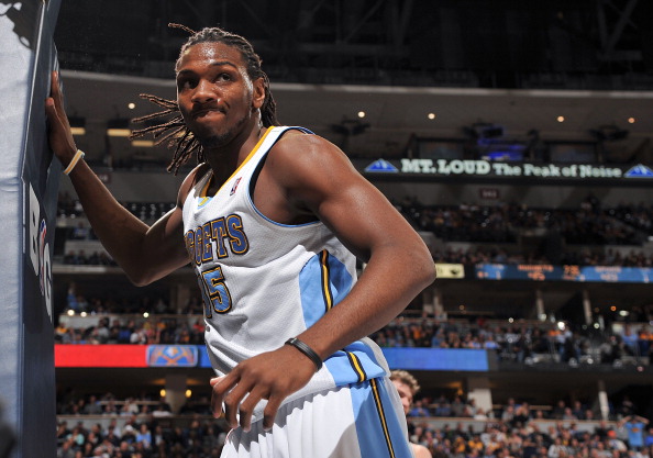 曼联计划打破转会纪录，签下埃利奥特·安德森和马特塔，争夺关键球员。（曼联欲刷新转会纪录，追逐埃利奥特·安德森与马特塔，力争关键目标）