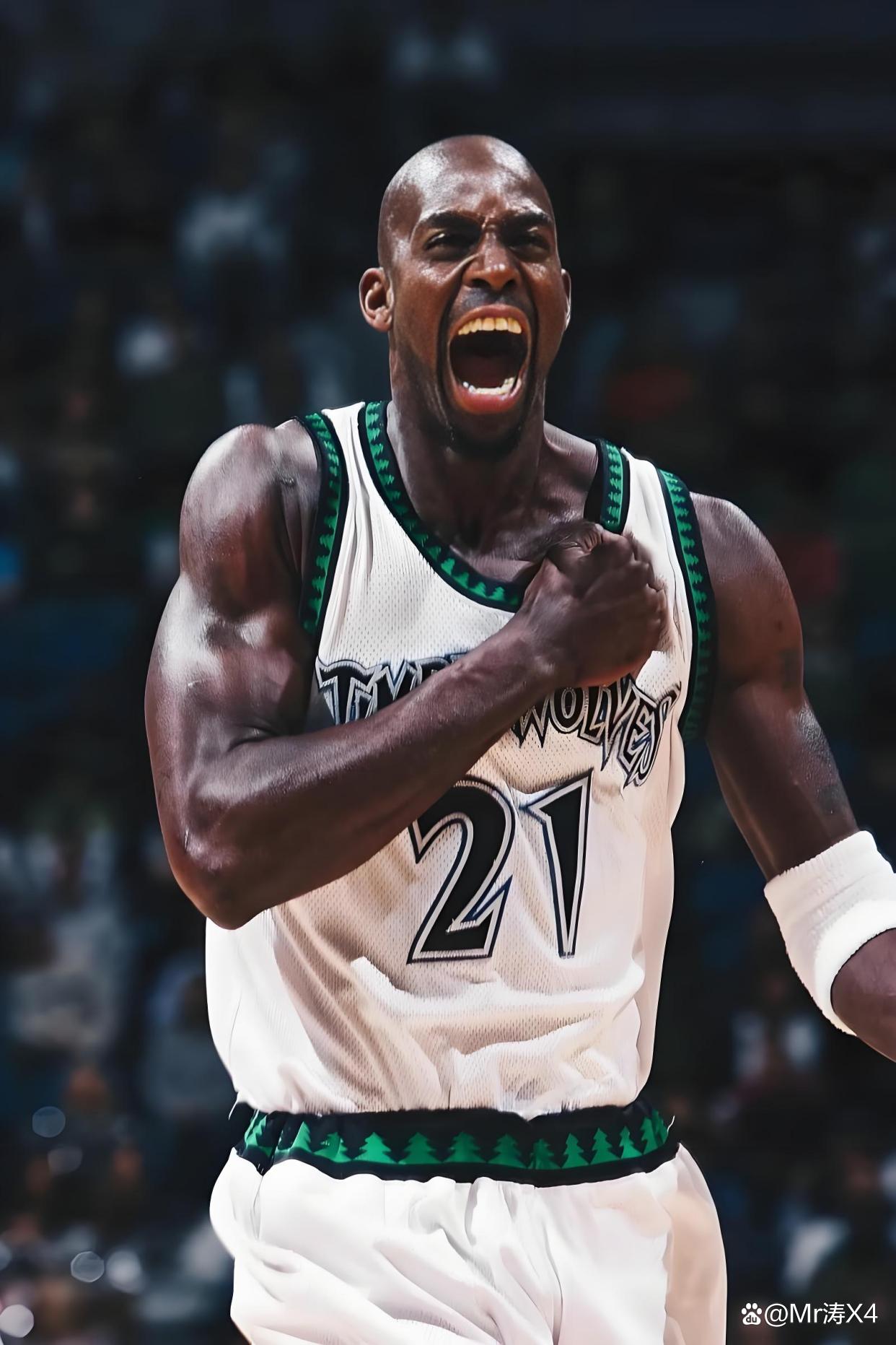 意甲半场：贝里沙造险斯图利奇失良机，克雷莫纳暂0-0莱切（意甲半场战报：贝里沙制造险情，斯图利奇错失良机，克雷莫纳暂与莱切0-0）