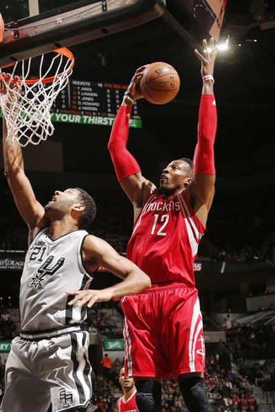 埃贝尔：我们认为穆西亚拉在明年1月份能百分之百投入比赛（埃贝尔：预计穆西亚拉明年一月将完全投入比赛）