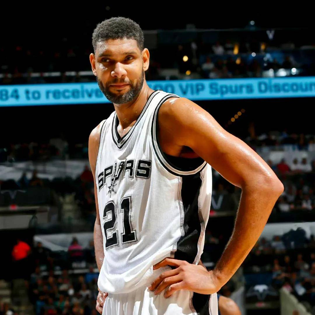 世体：费尔明今日接受检查，以便确认是否能出战周末的联赛（世体：费尔明今日体检，评估能否出战周末联赛）