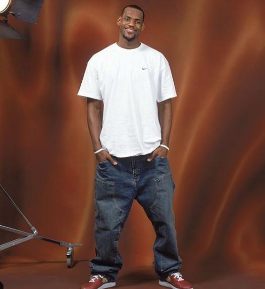 不理智，战乌兹的熊猫杯中，汪士钦职业生涯首次染红（熊猫杯对阵乌兹，汪士钦情绪失控生涯首次吃到红牌）